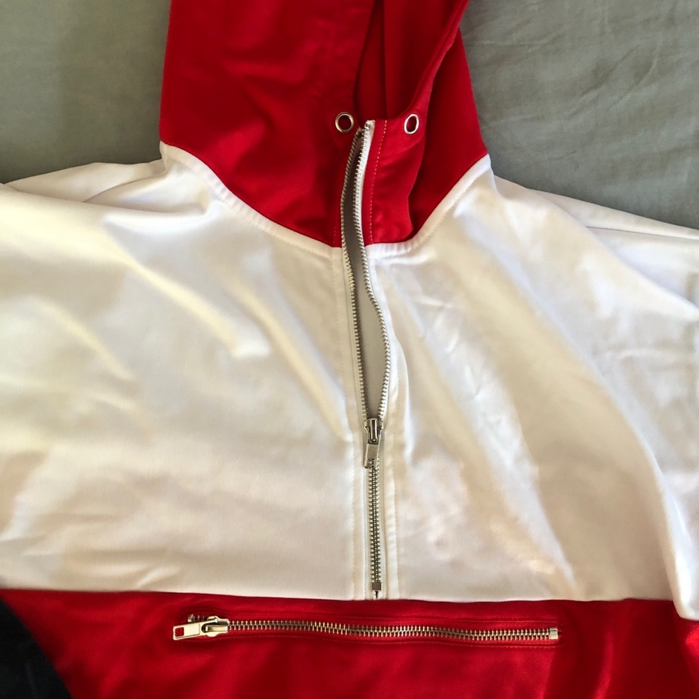Hoodie - Picture 5 of 8